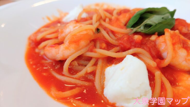 海老とモッツァレラのトマトソーススパゲティ