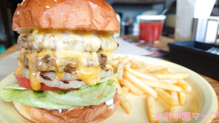 ダブルチーズバーガー(2300円/税込)