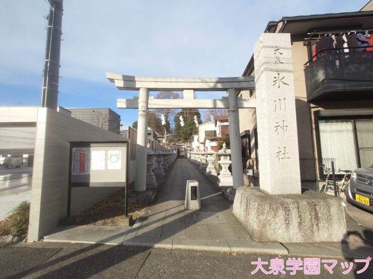 大泉氷川神社(鳥居)